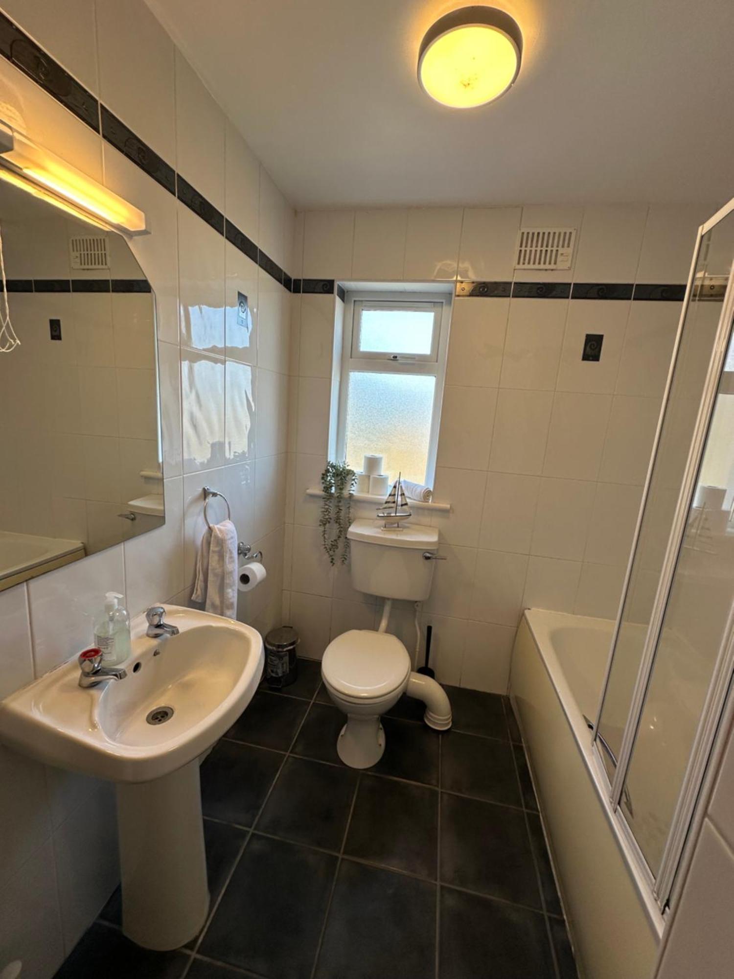 Waterlane Apartments Galway Extérieur photo