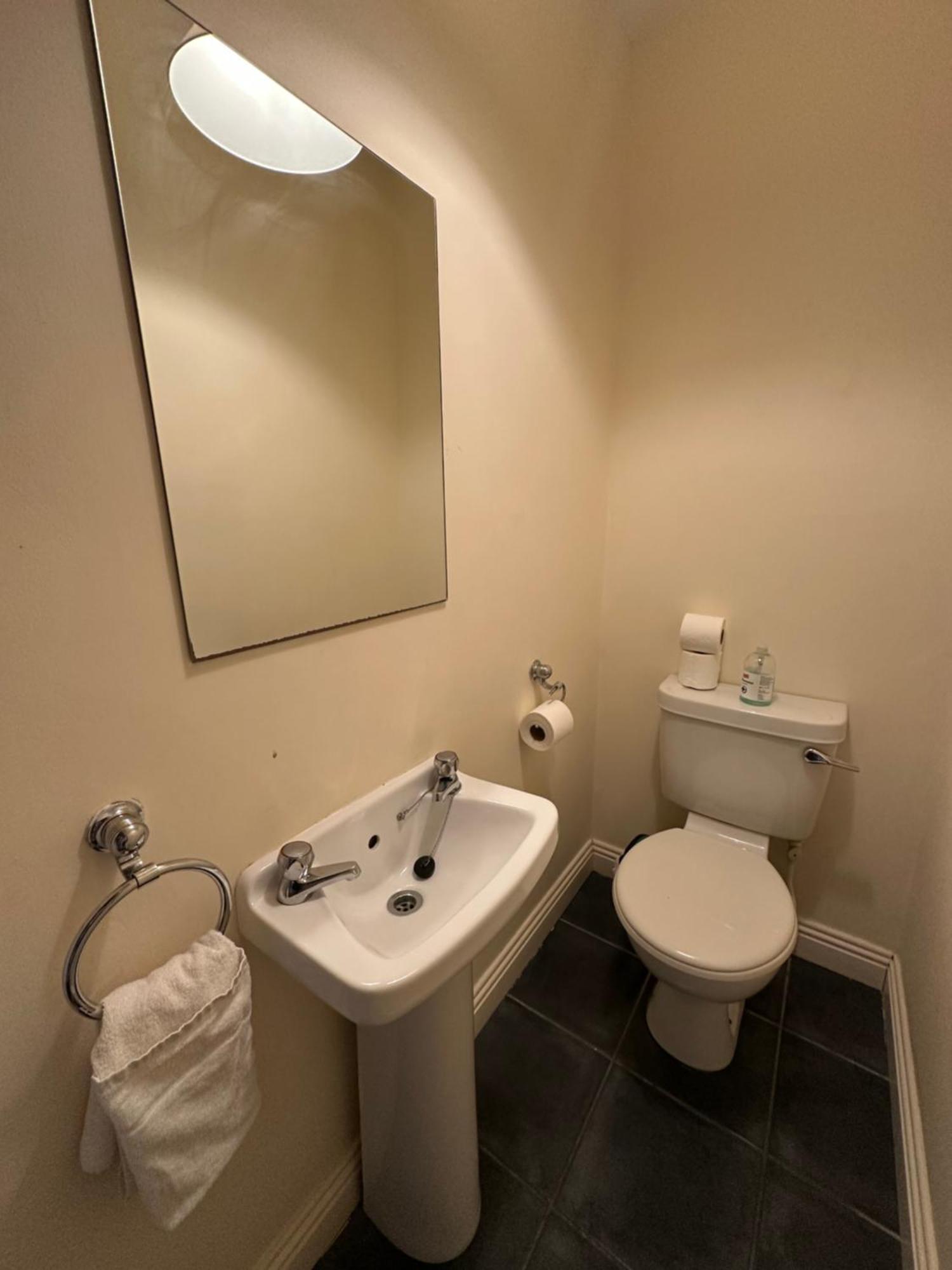 Waterlane Apartments Galway Extérieur photo